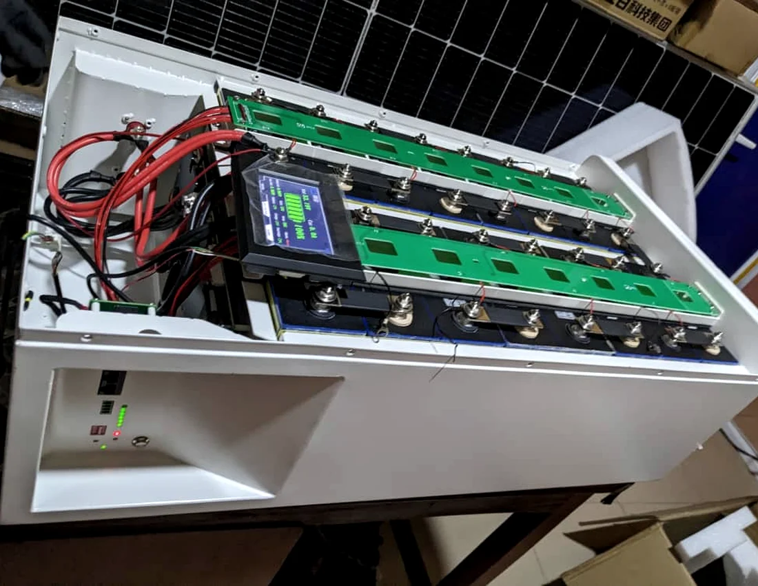 Kowatek lithium battery system internals